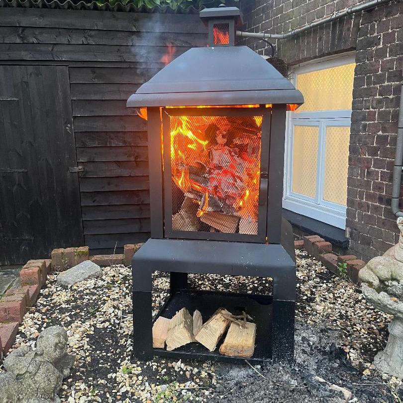 beer garden pub food roast dog friendly